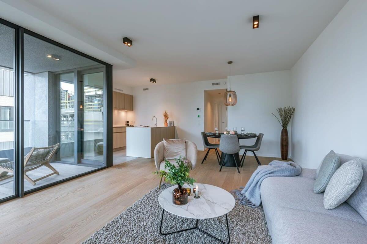 Huswell - Stylish 2 Bedroom With Terrace And Parking * Oostende