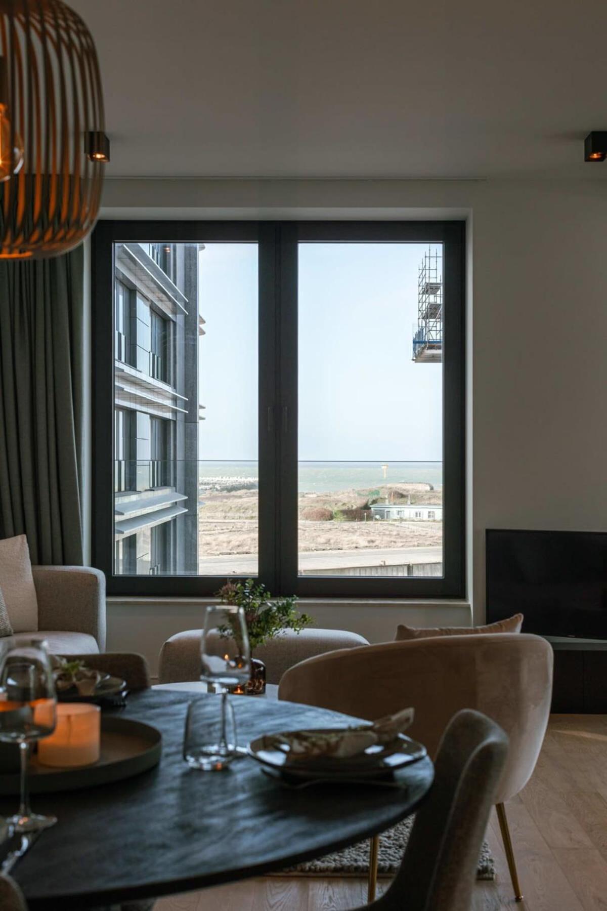 Huswell - Stylish 2 Bedroom With Terrace And Parking Oostende